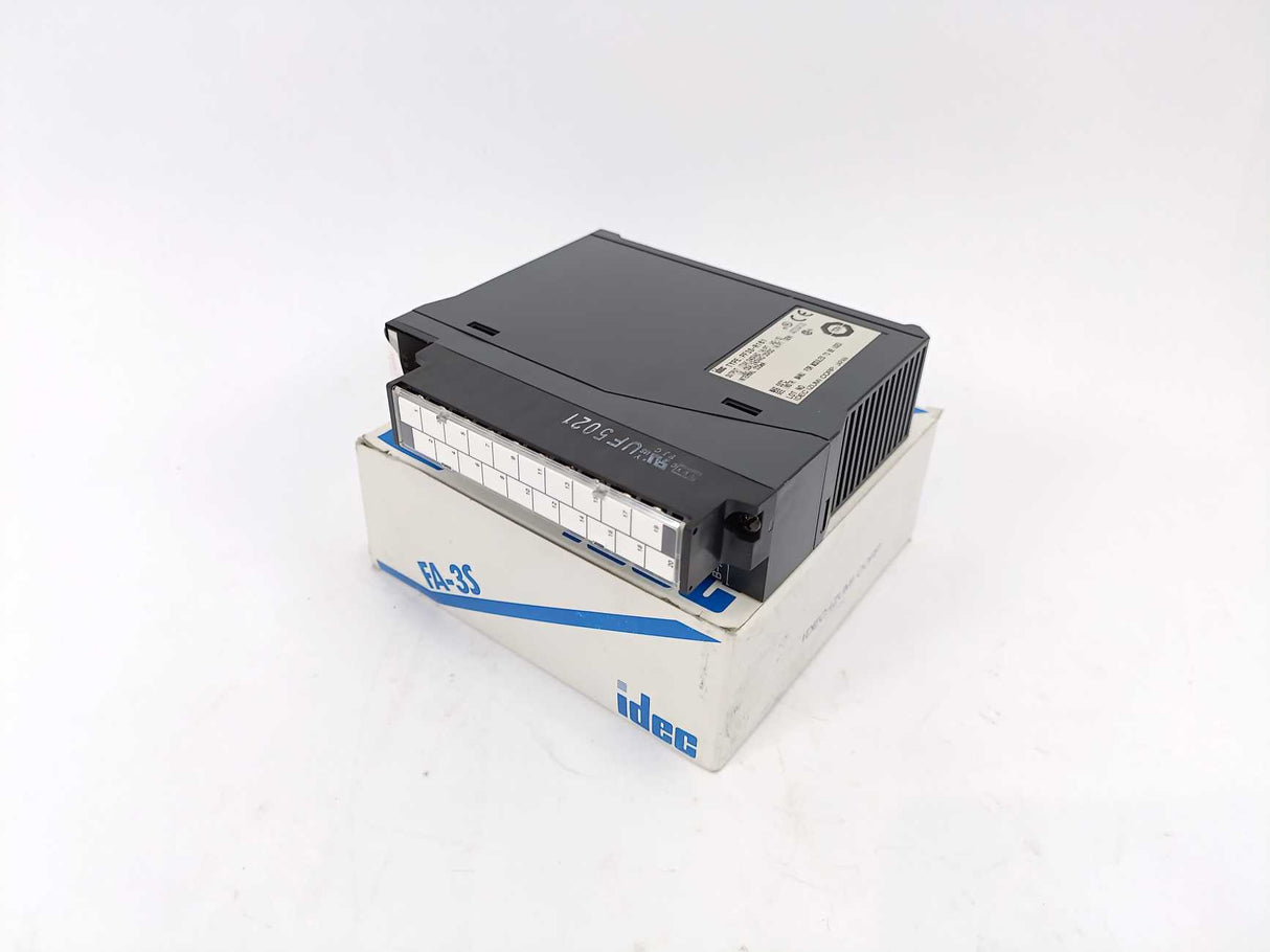 Idec PF3S-R161 FA-3S Relay Output
