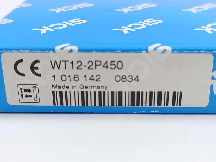 SICK 1016142 WT12-2P450 Photoelectric proximity sensor
