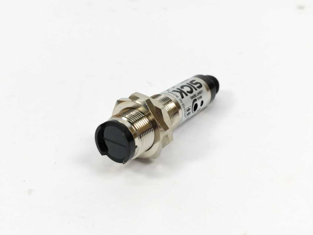 SICK 6008793 Photoelectric Sensors VT180-P440