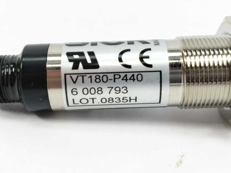 SICK 6008793 Photoelectric Sensors VT180-P440