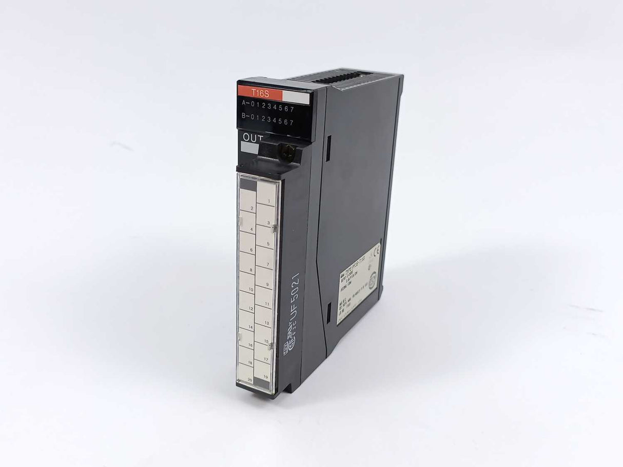 Idec PF3S-T16S Output Programmable Controller