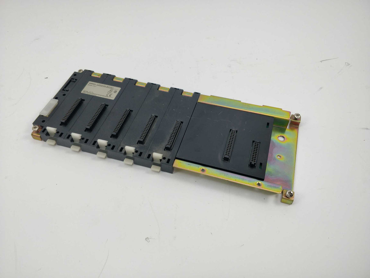 OMRON C200HW-BC051 Base Unit Backplane