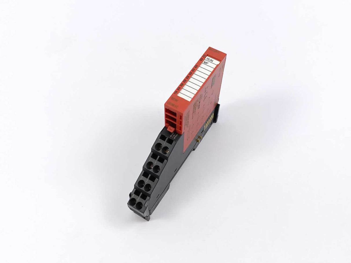 SEW-EURODRIVE  ODI81C 8xDO24V Digital Input Module