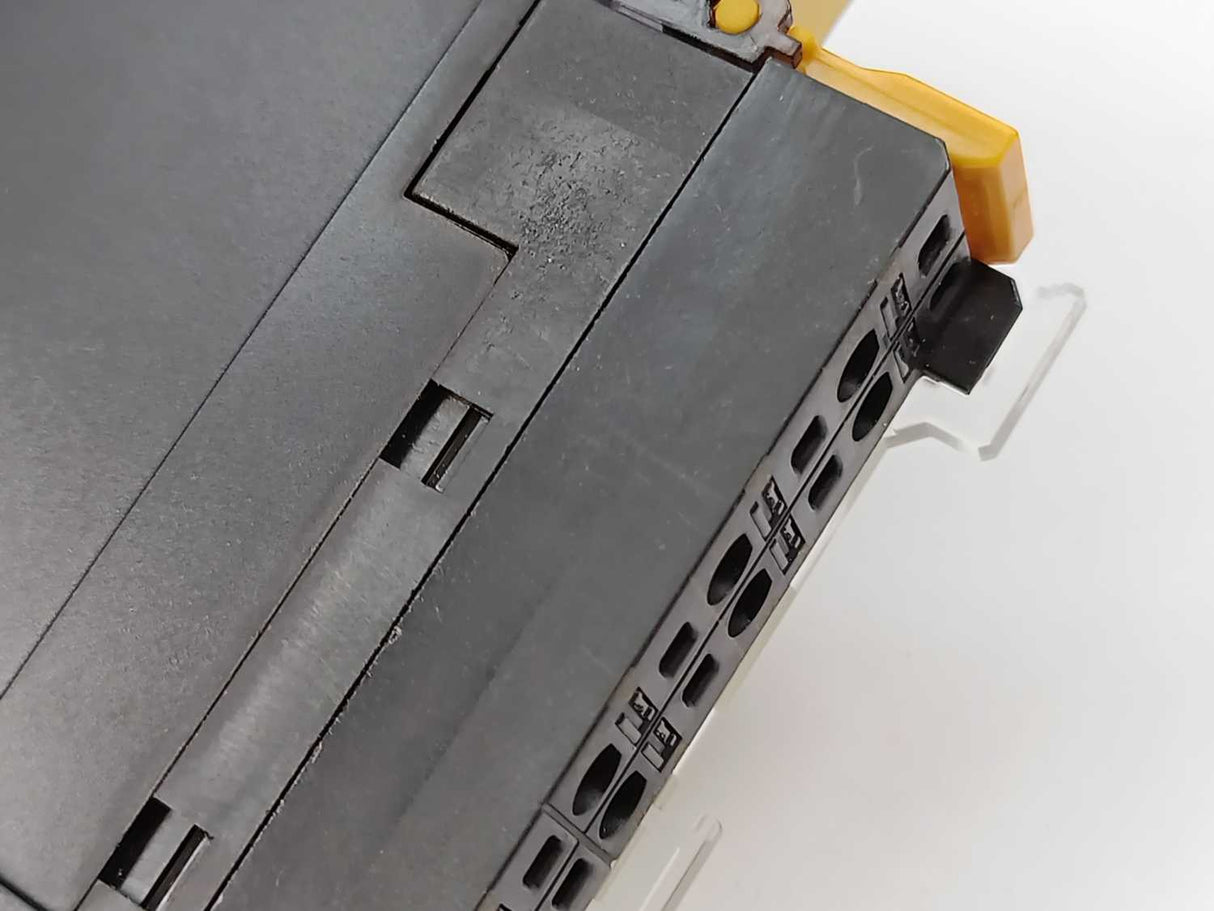 OMRON GRT1-ROS2 ROS2 Relay Output Unit