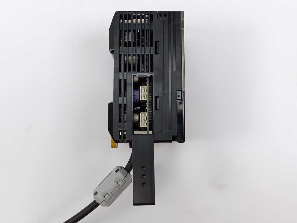 OMRON ZFV-R5025 Smart Sensor