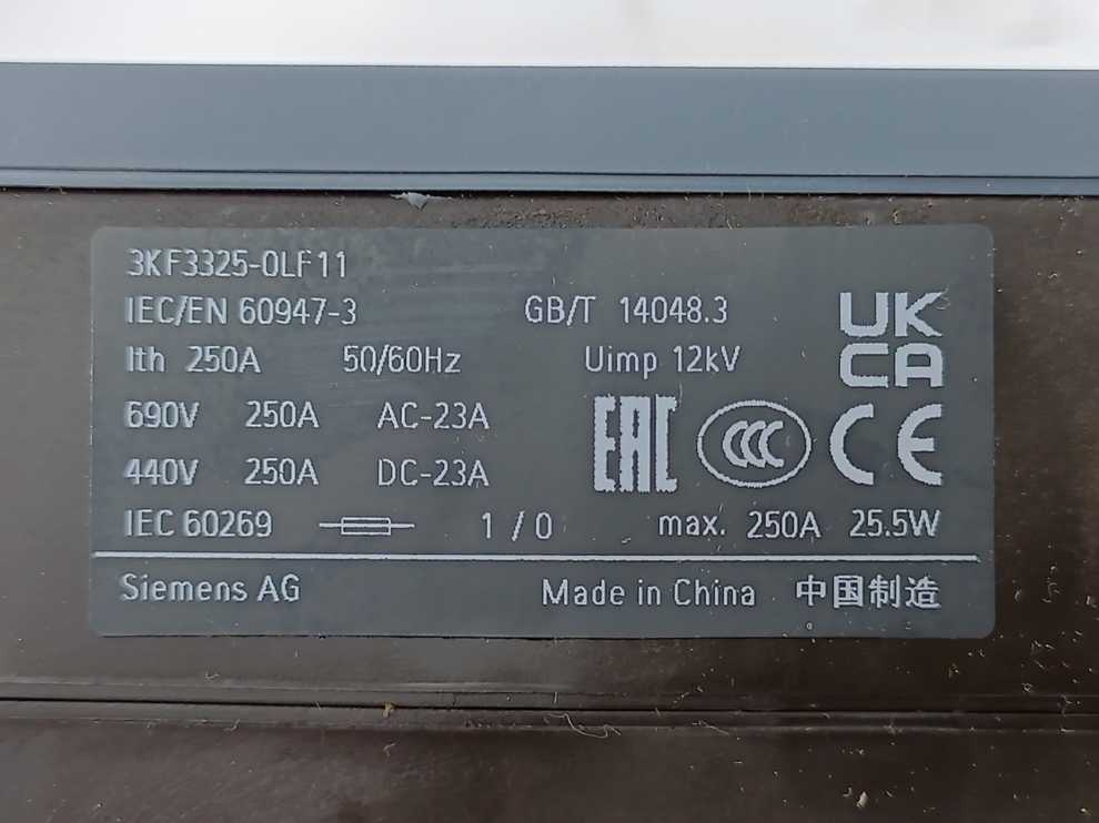 Siemens 3KF3325-0LF11 Switch Disconnector with Fuse 250A