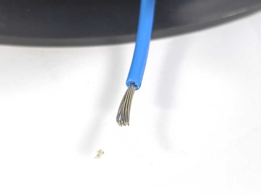 HELUKABEL 60402 Single Core UL Style 1015 18AWG Wire. 250m Spool