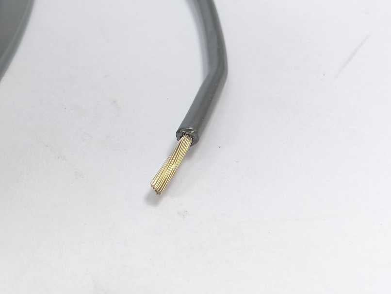 HELUKABEL 60701 Single Core UL Style 1015 12AWG Black Wire. 250m Spool