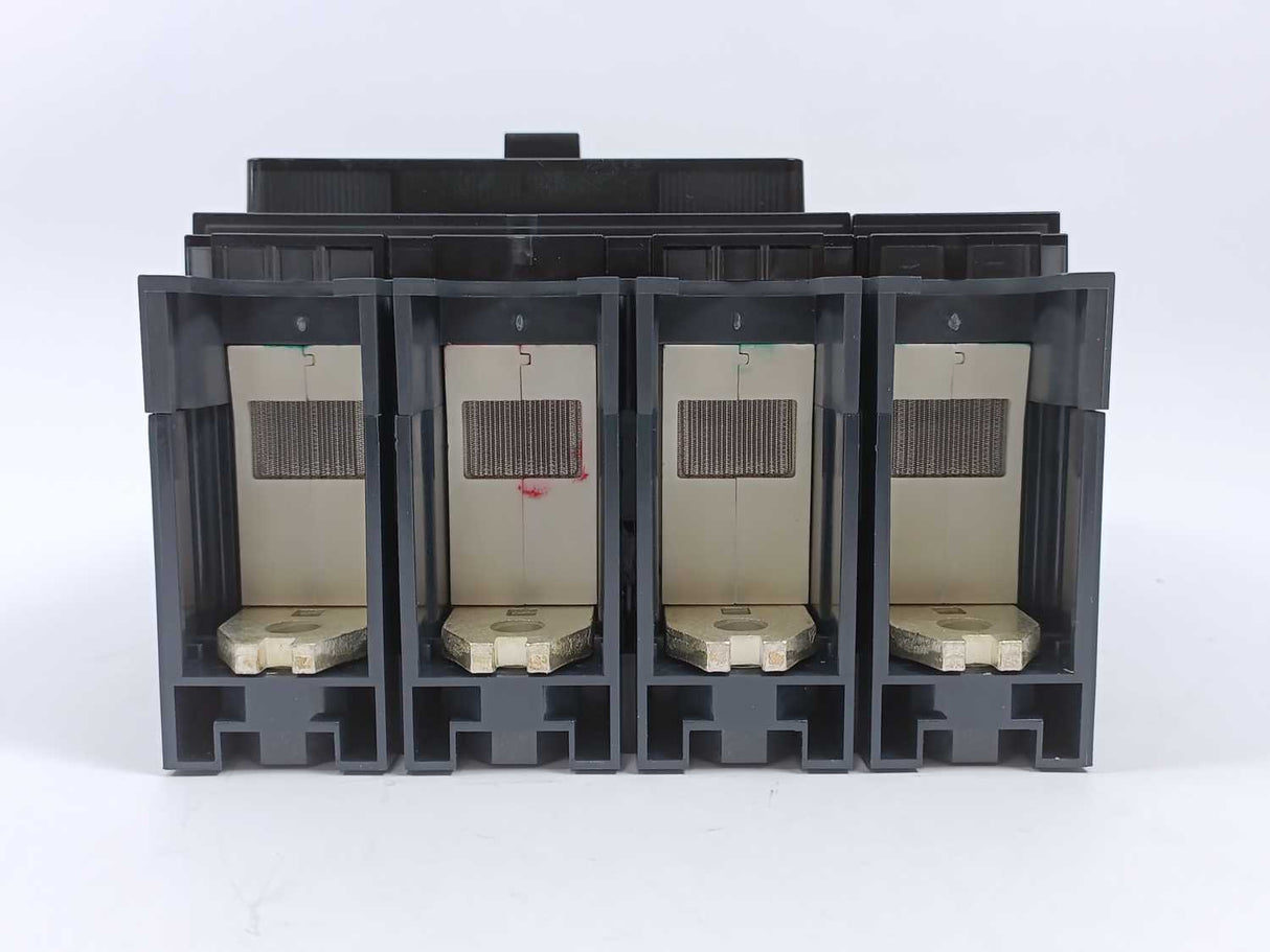 Schneider Electric C40N42D400 Circuit Breaker ComPacT NSX400N, 50kA at 415VAC