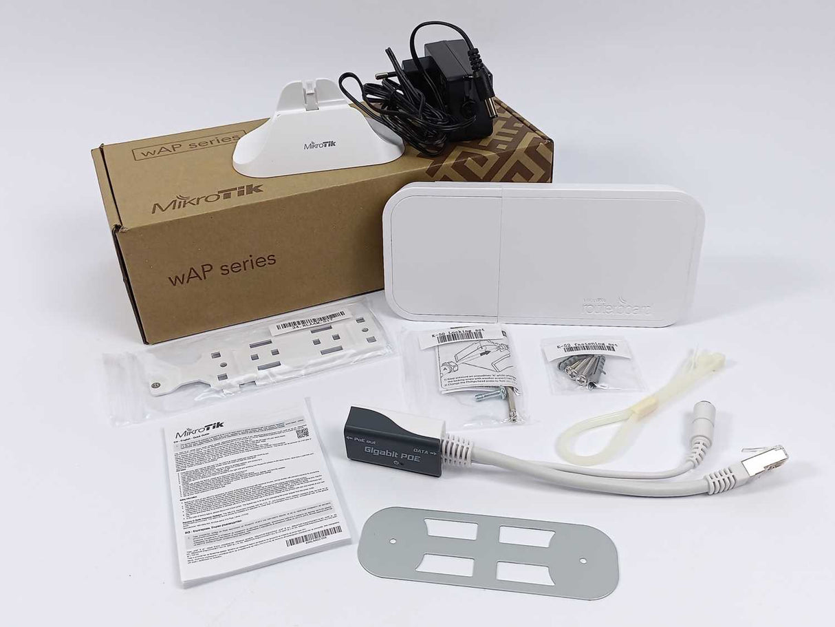 MikroTik RBwAPGR-5HacD2HnD&R11e-LTE6 wAP AC LTE6 kit