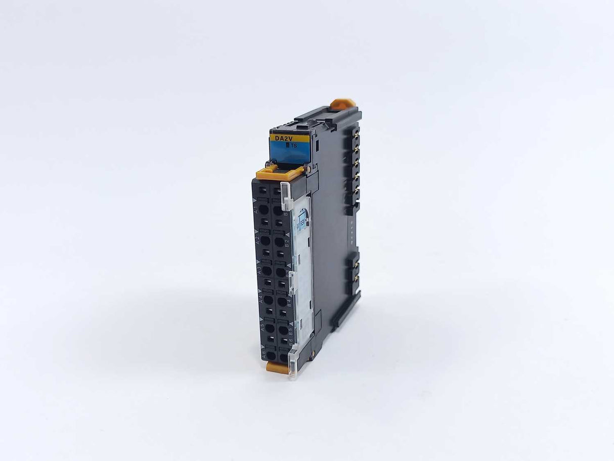 OMRON GRT1-DA2V PLC I / O Module Analog