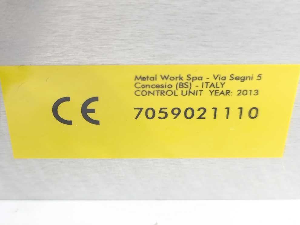 Metal Work 7059021110 W/ 2x ISO 5599 Size 3 Pneumatic Valve