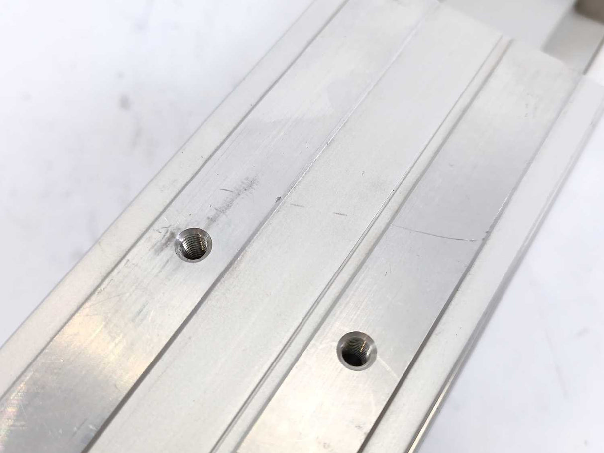 IAI Corporation RCP3-TA6C-I-42P-6-100-P1-S-B Electric Linear Actuator