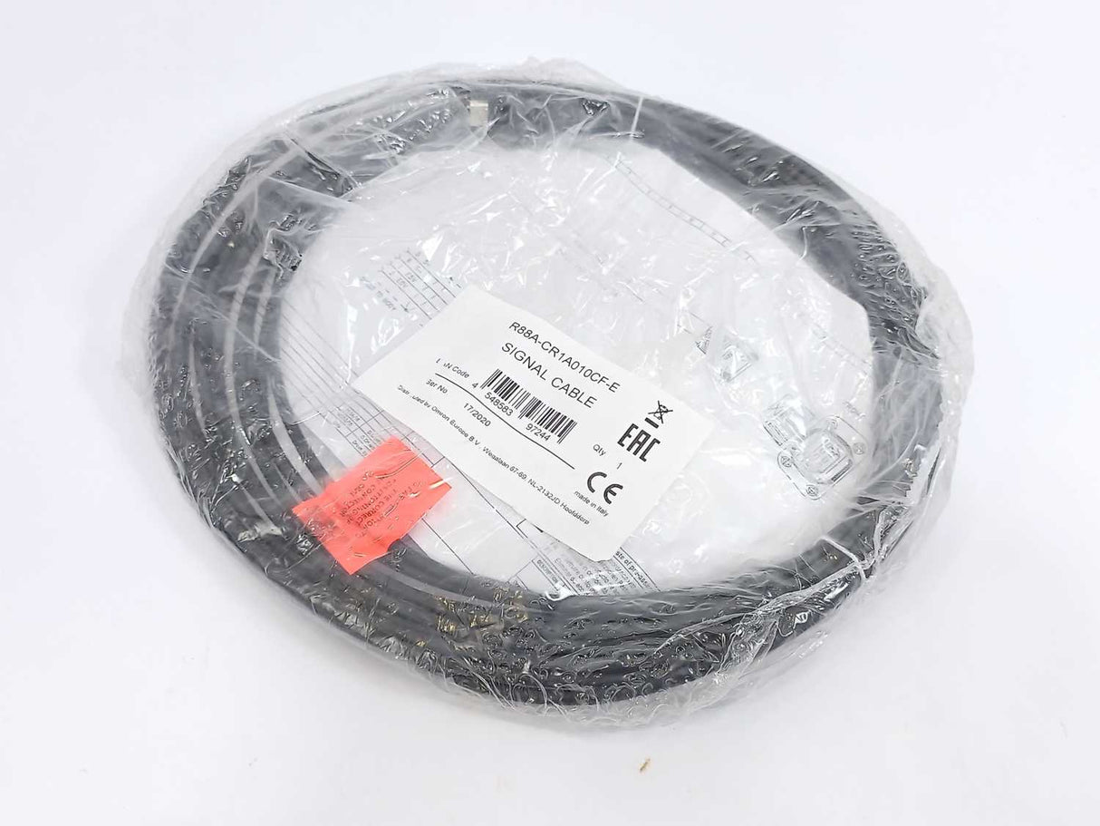 OMRON R88A-CR1A010CF-E S1 Series Servo Encoder Cable Length: 10m