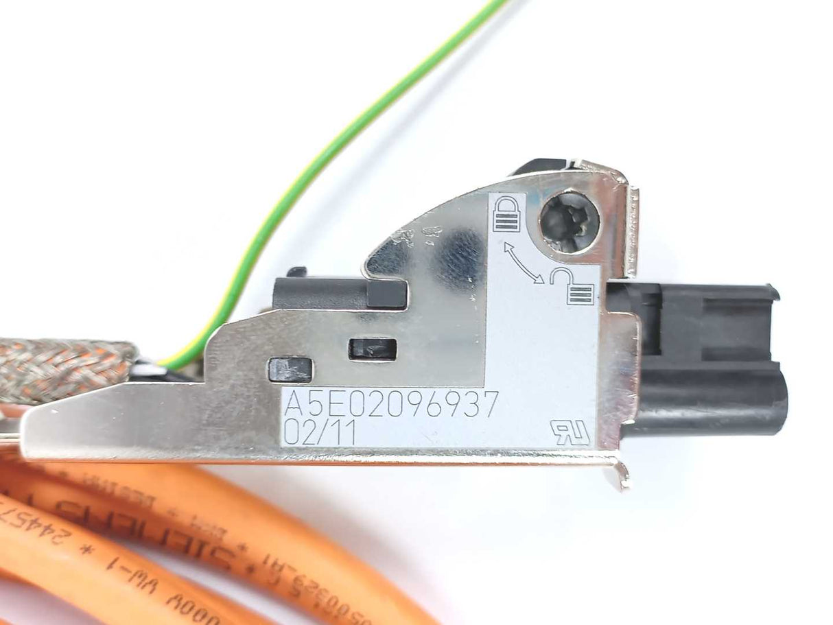 Siemens 6FX5002-5CN01-1BA0 DESINA MOTION-CONNECT 500 Power Cable. Length: 10m