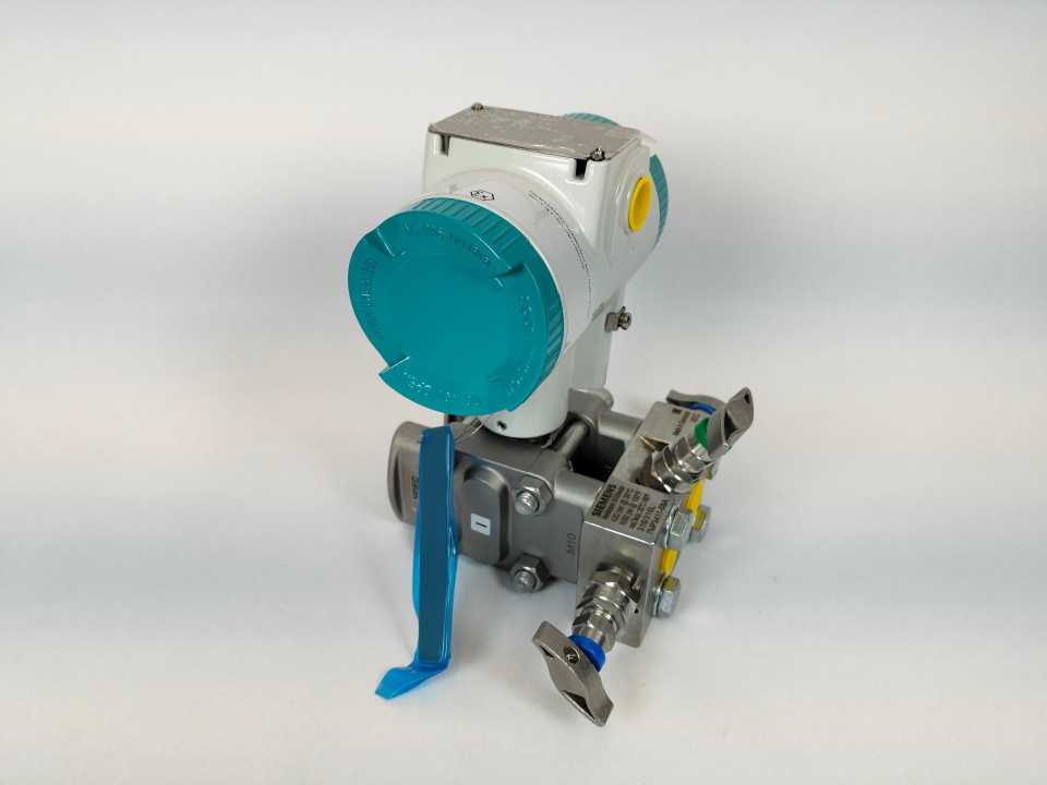 Siemens 7MF03401BM015BF1-Z SITRANS P320 Pressure Transmitter