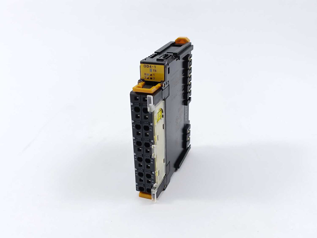 OMRON GRT1-OD4-1 Digital Output Unit, 4 Outputs