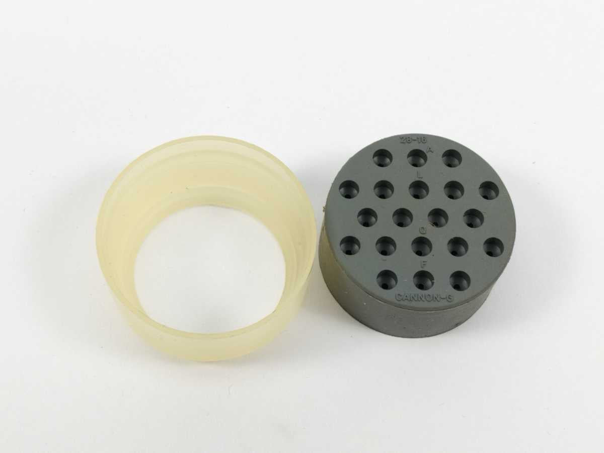 ITT Cannon CA3106E28-16S-F80-A95 High-performance Circular Connector