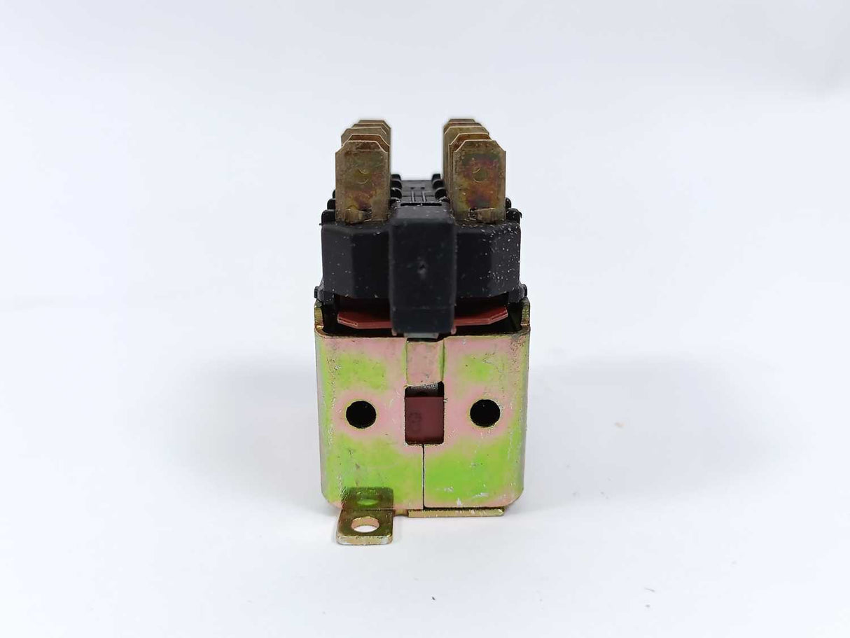 Siemens 3TG2120 Small Flat Plug Safety Device, Batch of 18 pcs.
