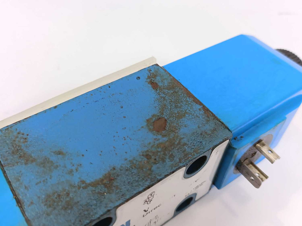 Eaton DG4V32NMUH760 Directional Valve