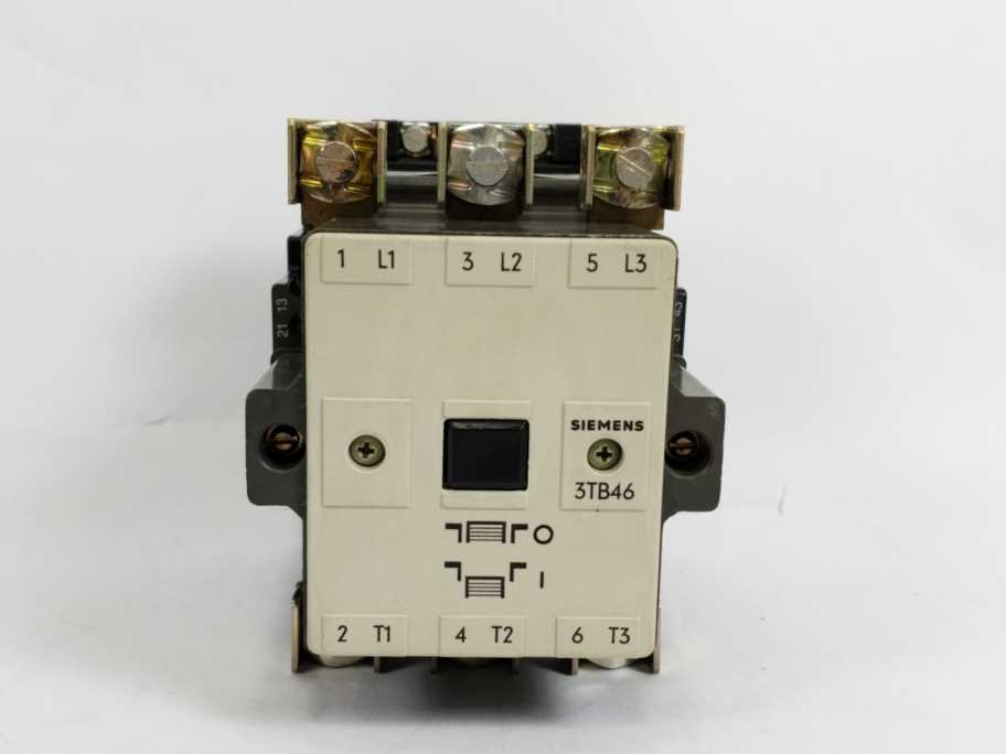 Siemens 3TB4617-0AF0 Contactor 3 Pole Breaking 600V AC
