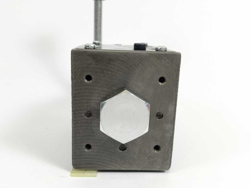 POCLAIN Hydraulics KV-4/3-5KO-10-R2 CETOP 5 Lever Valve