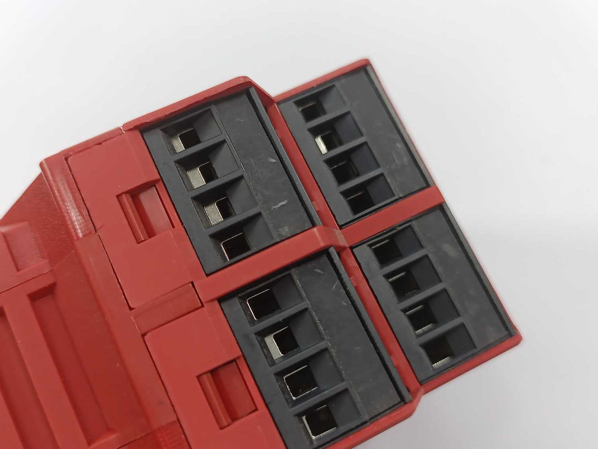 AB 440R-C23139 Ser. B MSR131RTP Safety Relay