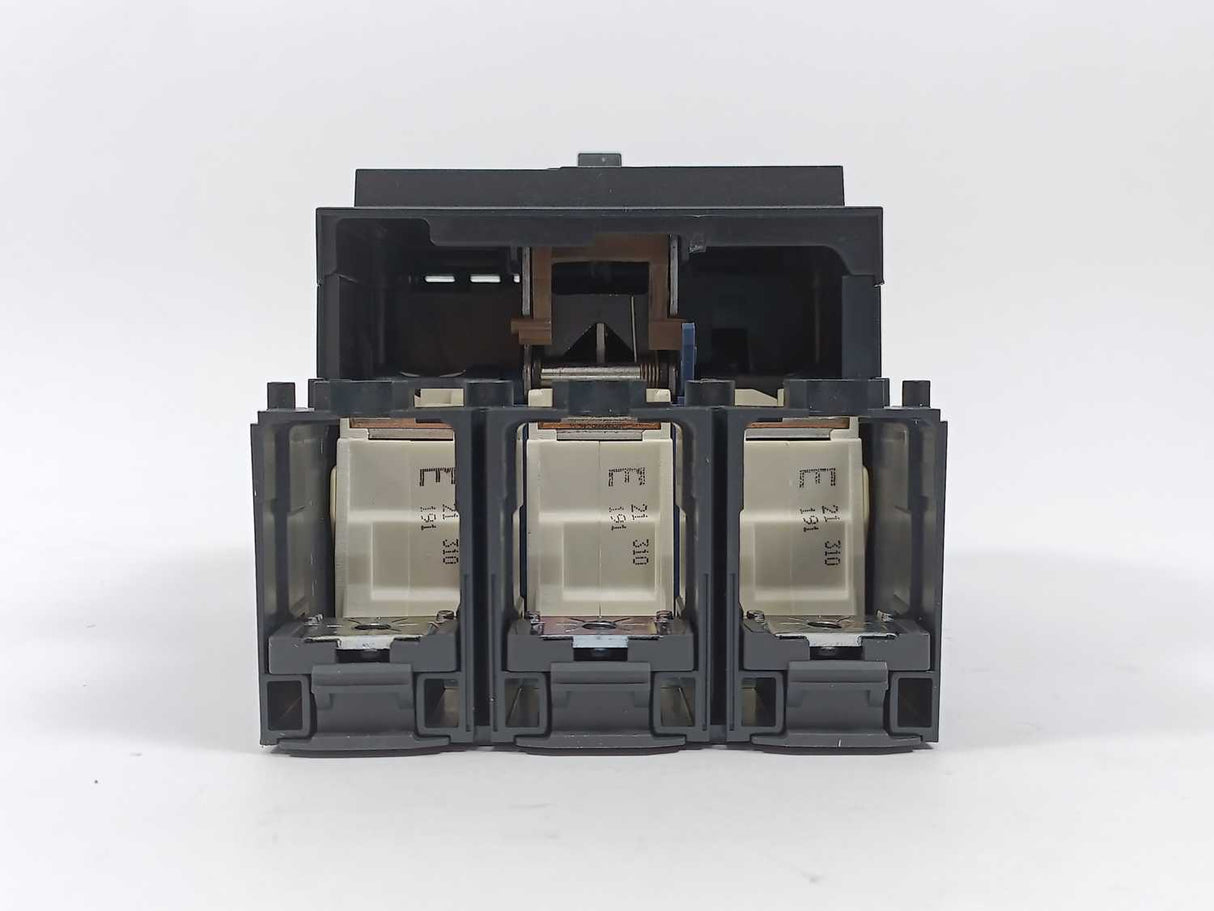 Schneider Electric LV429003 Switch Compact NSX100F, 100A, 3p