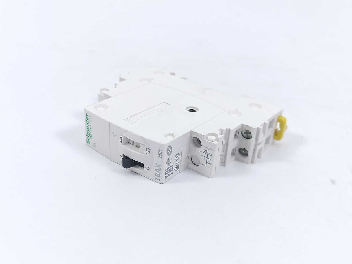 Schneider Electric A9C30212 Modular Impulse Relay Batch 12 pcs.