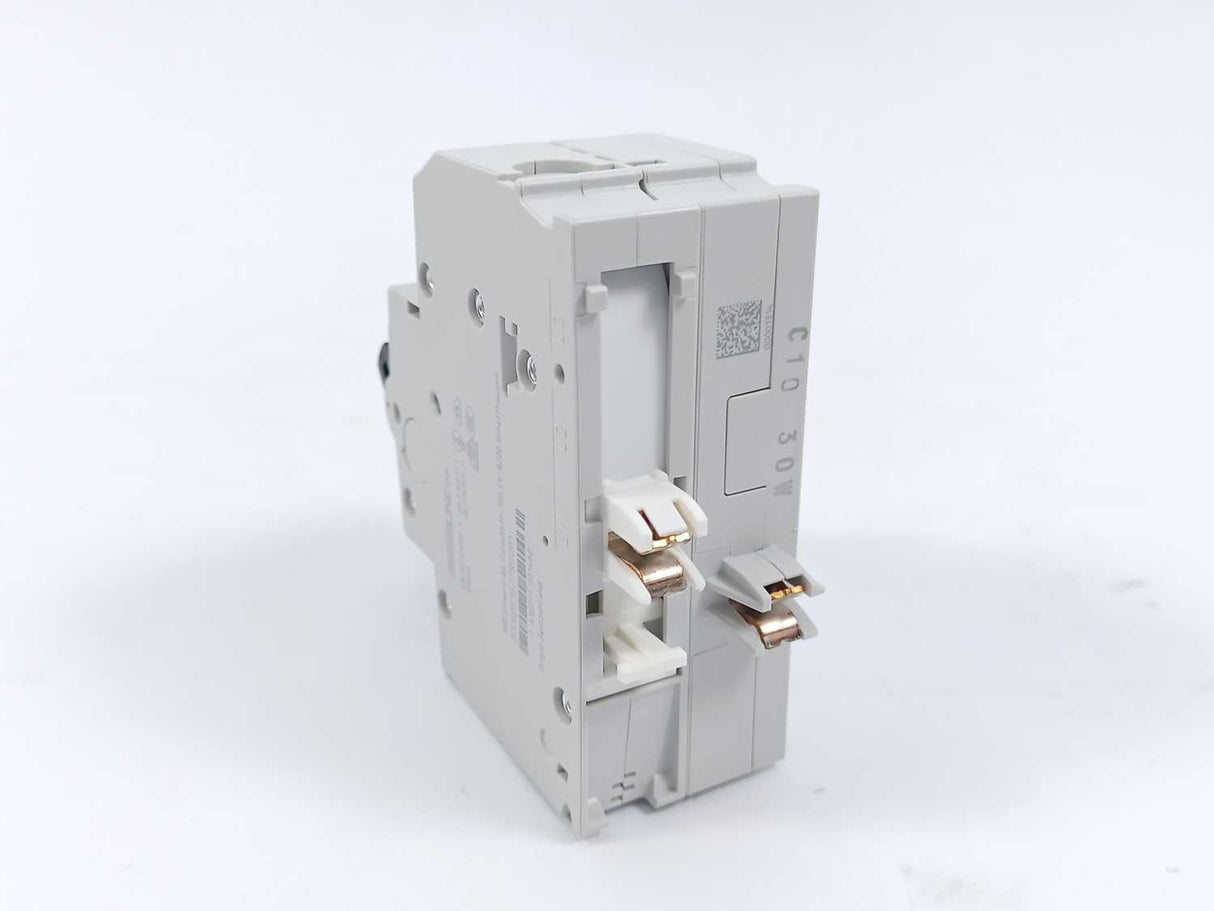 ABB 2CCG001677R0001 FS401M-C10/0.03 RCBO