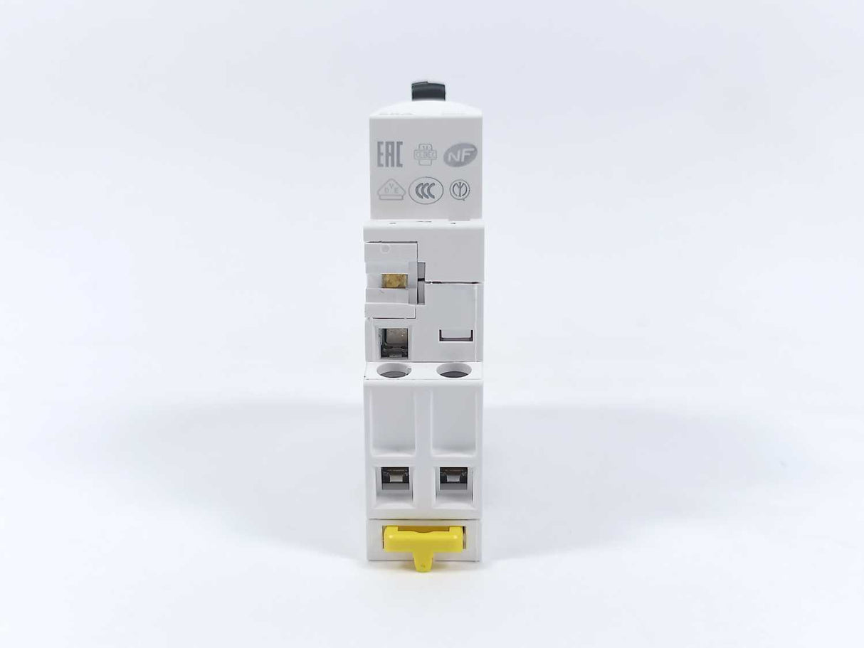 Schneider Electric A9C21132 Contactor With Manuel Selector 2NO 25A Batch 12pcs.