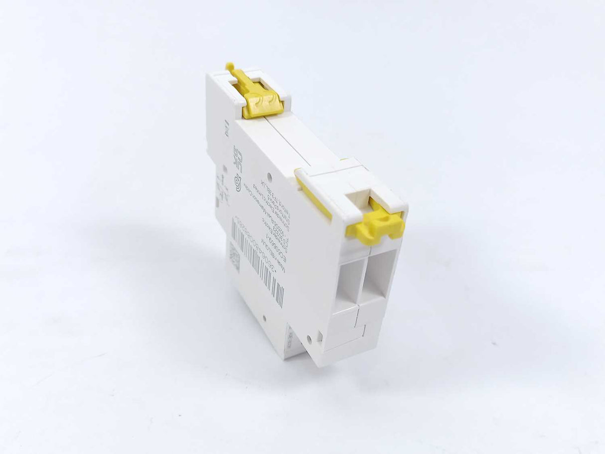 Schneider Electric A9E18036 iPB Push Button + Green Indicator Light Batch 10pcs.