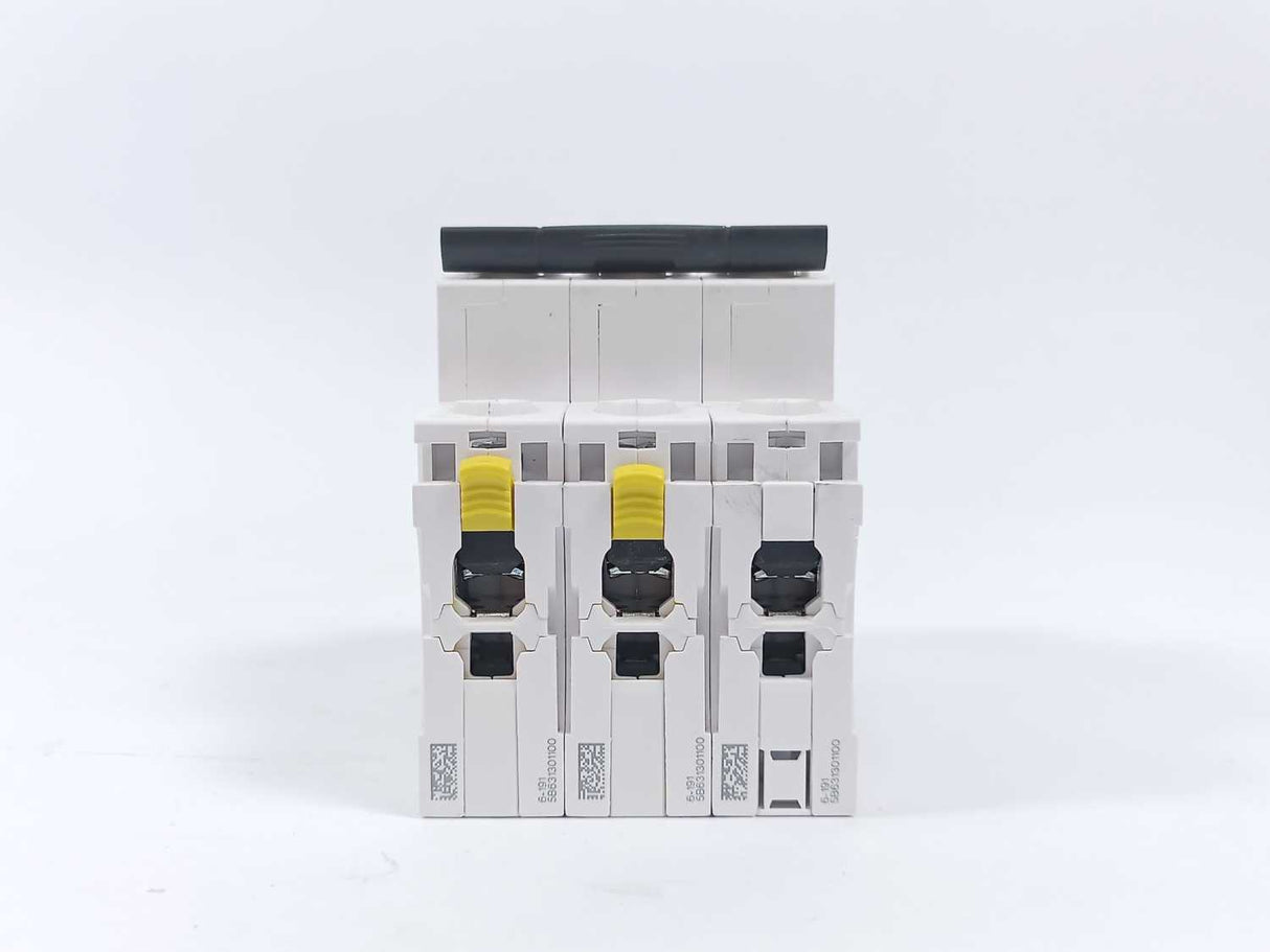 Schneider Electric A9F04363 Miniature Circuit Breaker Batch 4pcs.