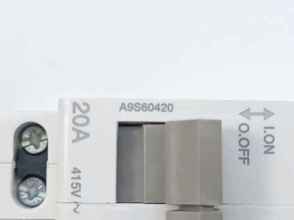 Schneider Electric A9S60420 Switch Interrupter Acti 9 iSW Batch 6pcs.