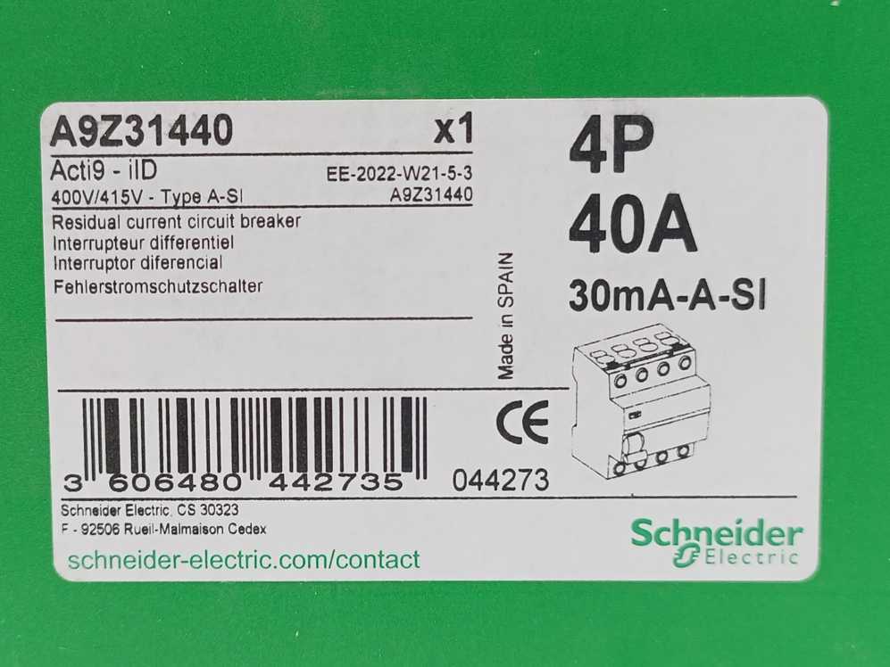 Schneider Electric A9Z31440 Residual Current Circuit Breaker 4P 40A 30mA-A-SI