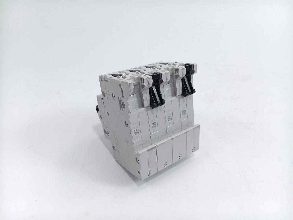 ABB 2CDS254001R0104 Miniature Circuit Breaker, S204-C10