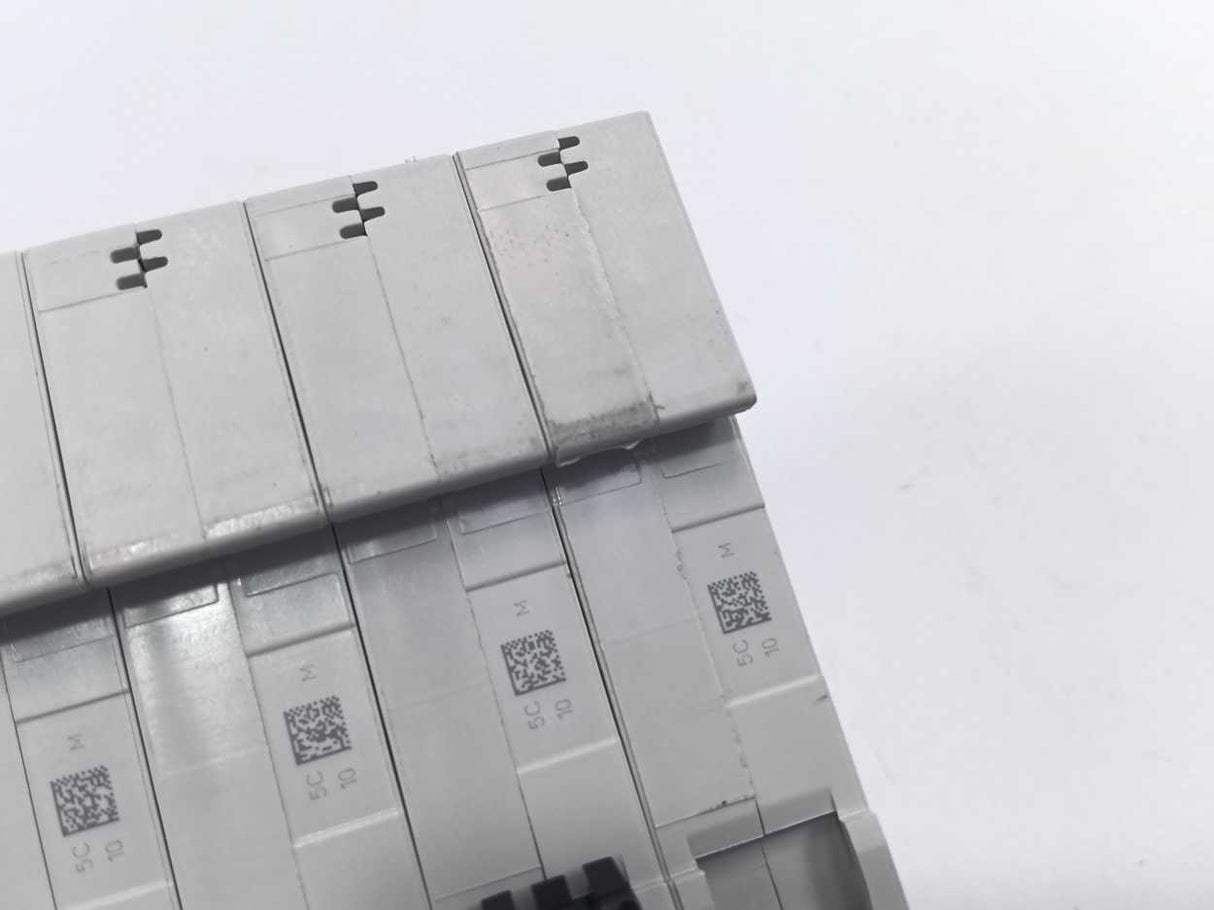 ABB 2CDS254001R0104 Miniature Circuit Breaker, S204-C10
