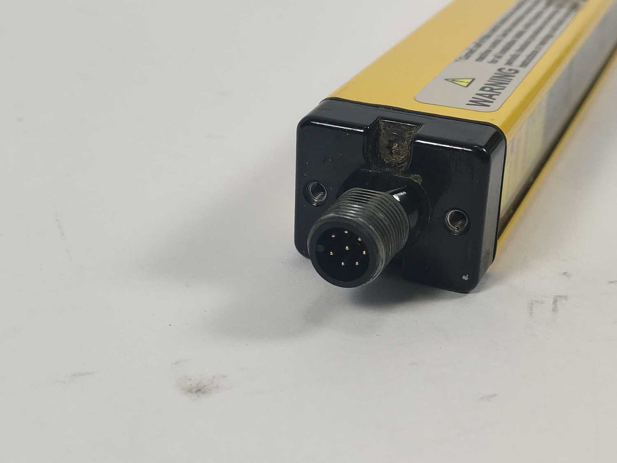 Banner Engineering 73525 & 73555 LS2E30-300Q8 Emitter & LS2LR30-300Q8 Receiver