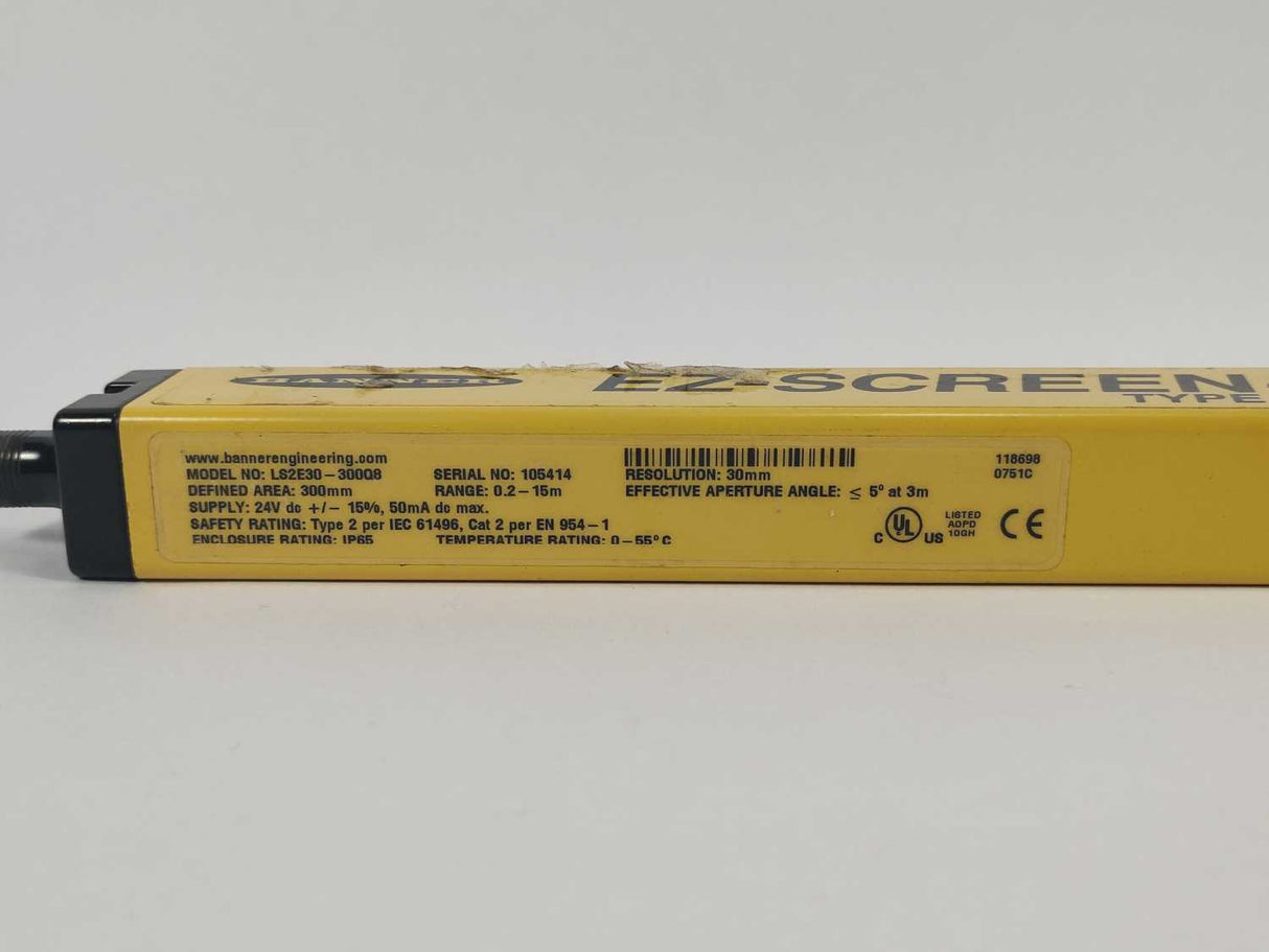 Banner Engineering 73525 & 73555 LS2E30-300Q8 Emitter & LS2LR30-300Q8 Receiver