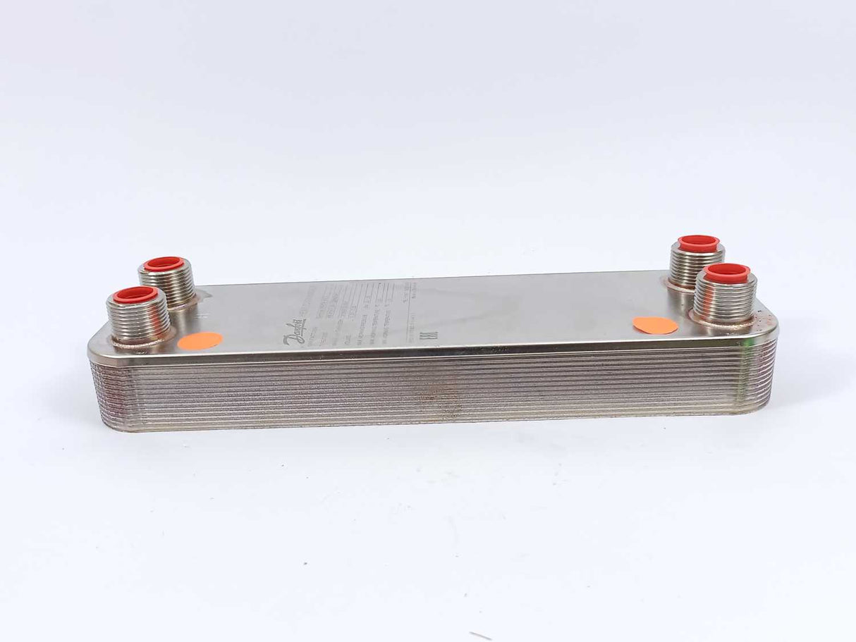 Danfoss 003L3903 IHPT+XB 06H-1-26 Temp. Controller and Heat Exchanger