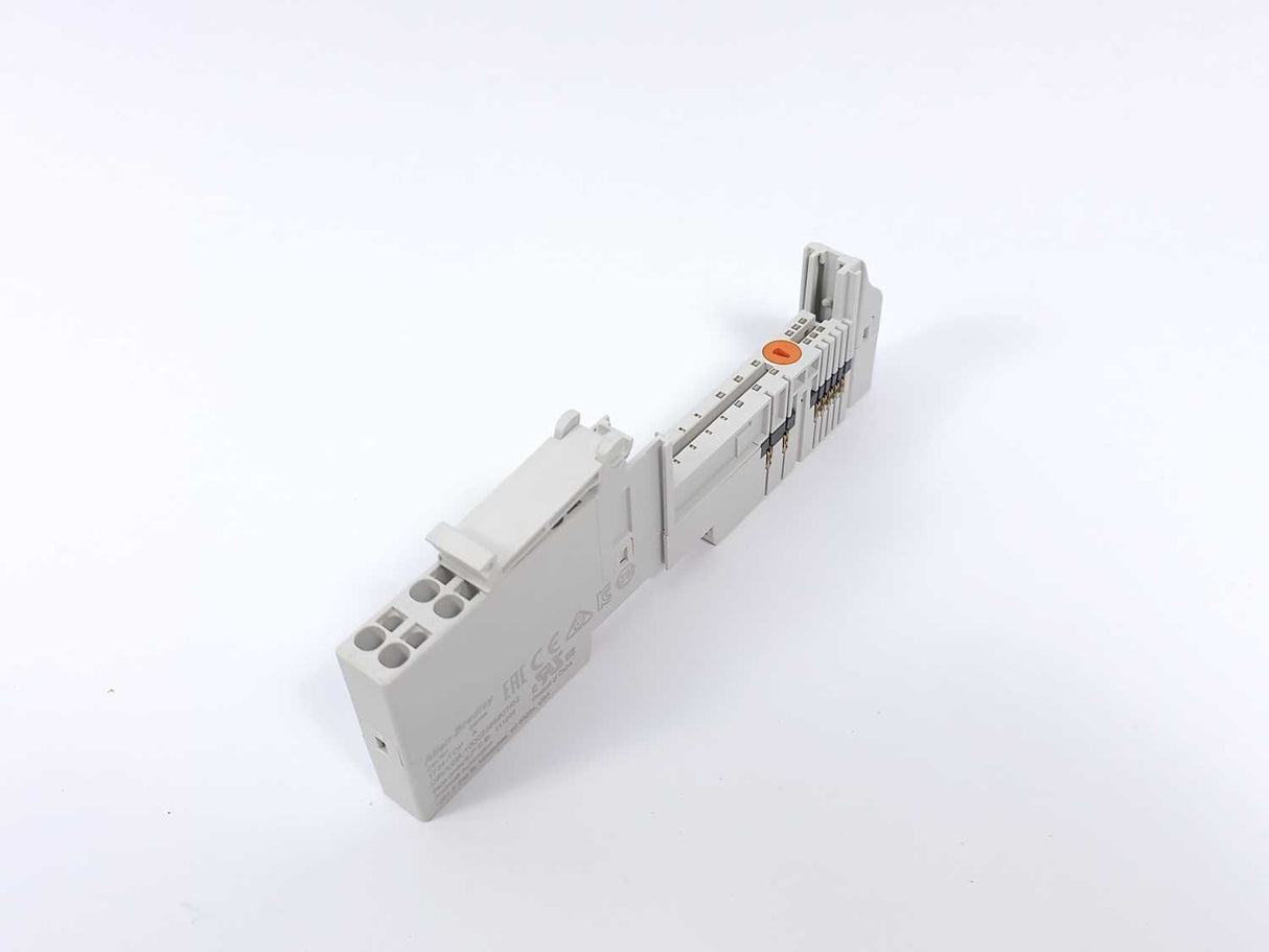 AB 1734-OB8 POINT I/O 8 Point Digital Output Module, w/ 1734-TOP