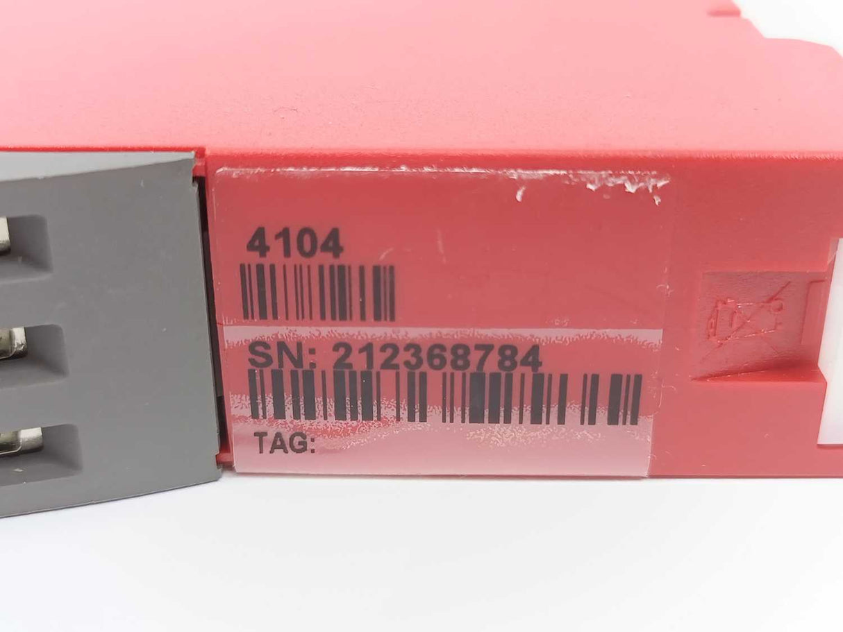 PR Electronics 4104 Universal uni-/bipolar Signal Transmitter