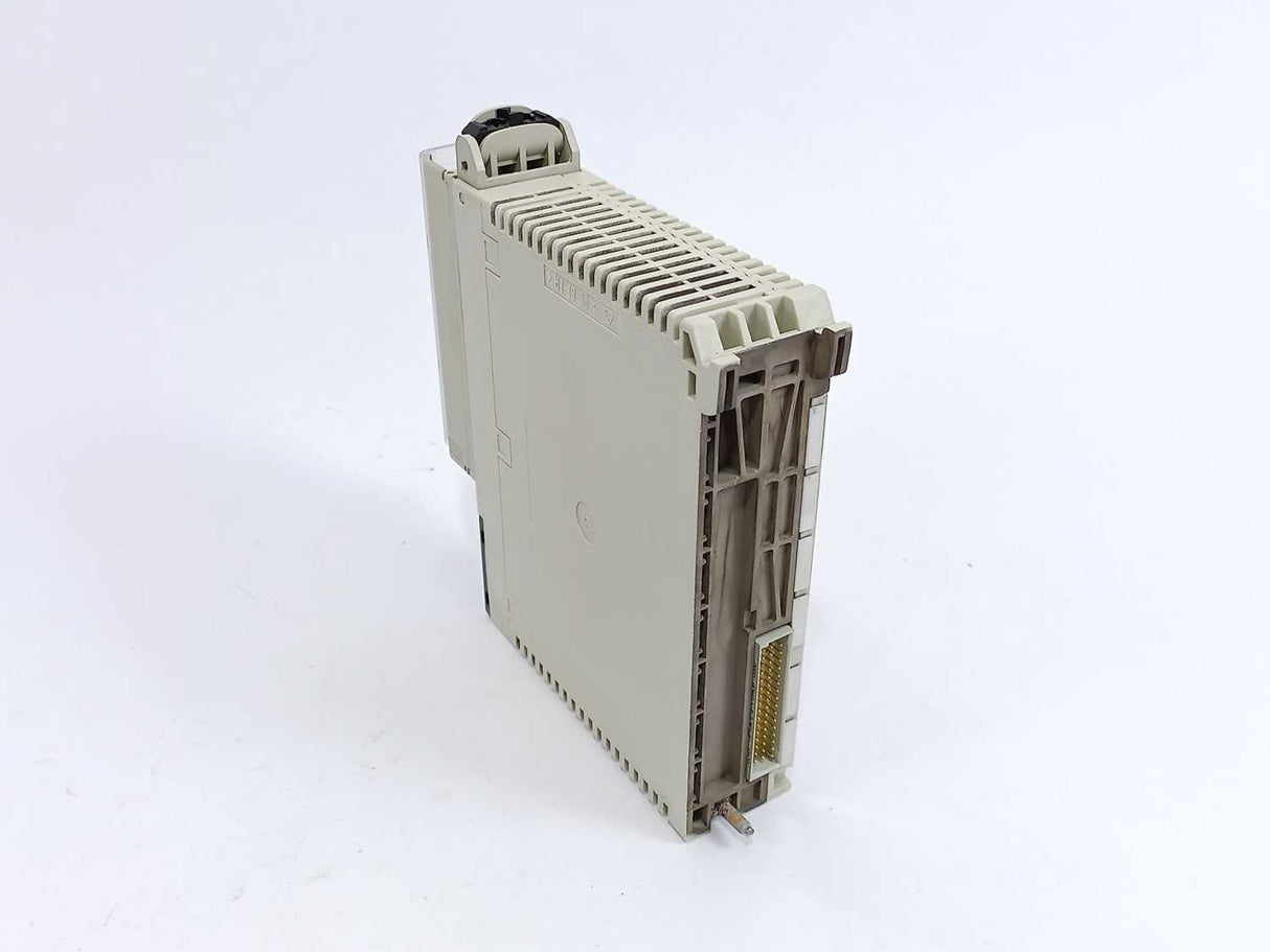 Schneider Electric TSXDEY16D2 Modicon Premium w/ TSXBLY01 Terminal Block
