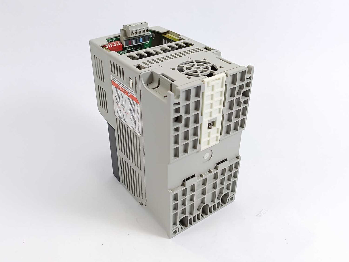 AB 22B-D6P0N104 Ser. A, PowerFlex 40 AC Drive, 2.2kW/3.0HP