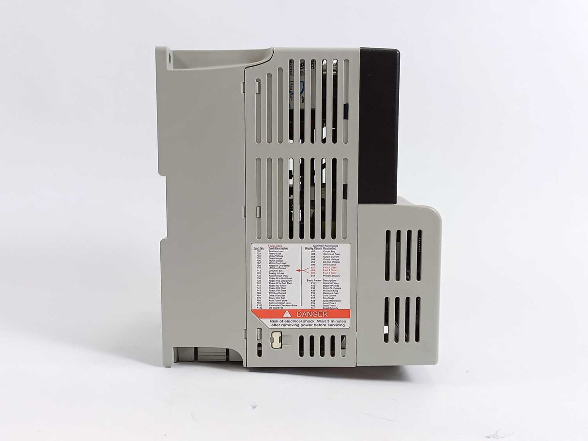 AB 22B-D6P0N104 Ser. A, PowerFlex 40 AC Drive, 2.2kW/3.0HP