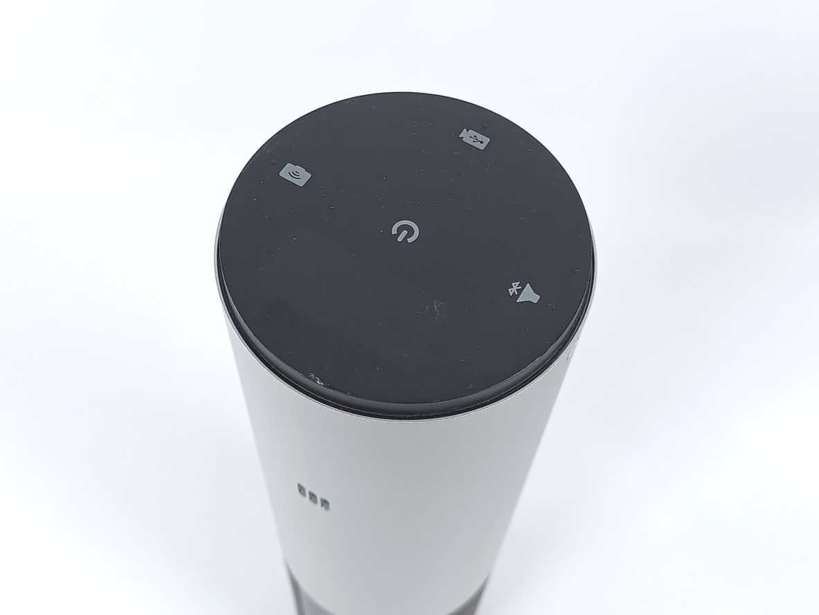 Logitech 860-000490 ConferenceCam Connect. Model V-R0004