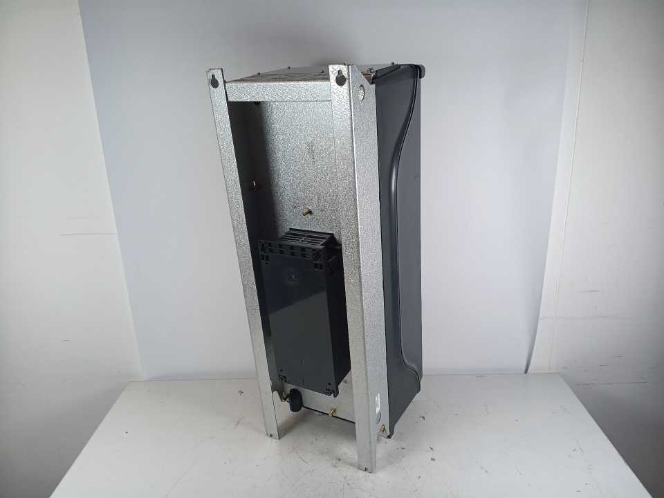 Schneider Electric ATV650U30N4 Altivar 650 5kW - 3HP Variable Speed Drive