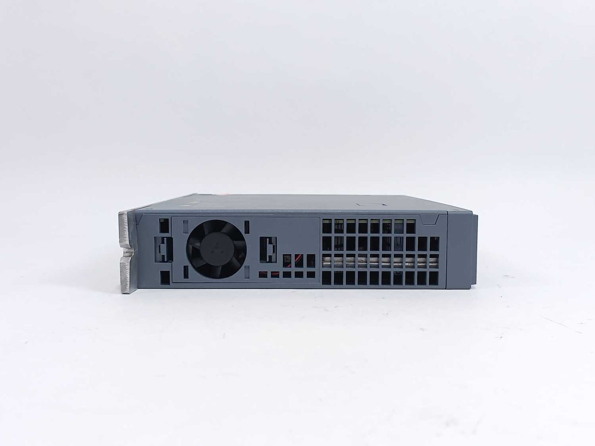 Siemens 6SL3210-5HE10-4UF0 SINAMICS S210 Frequency Converter