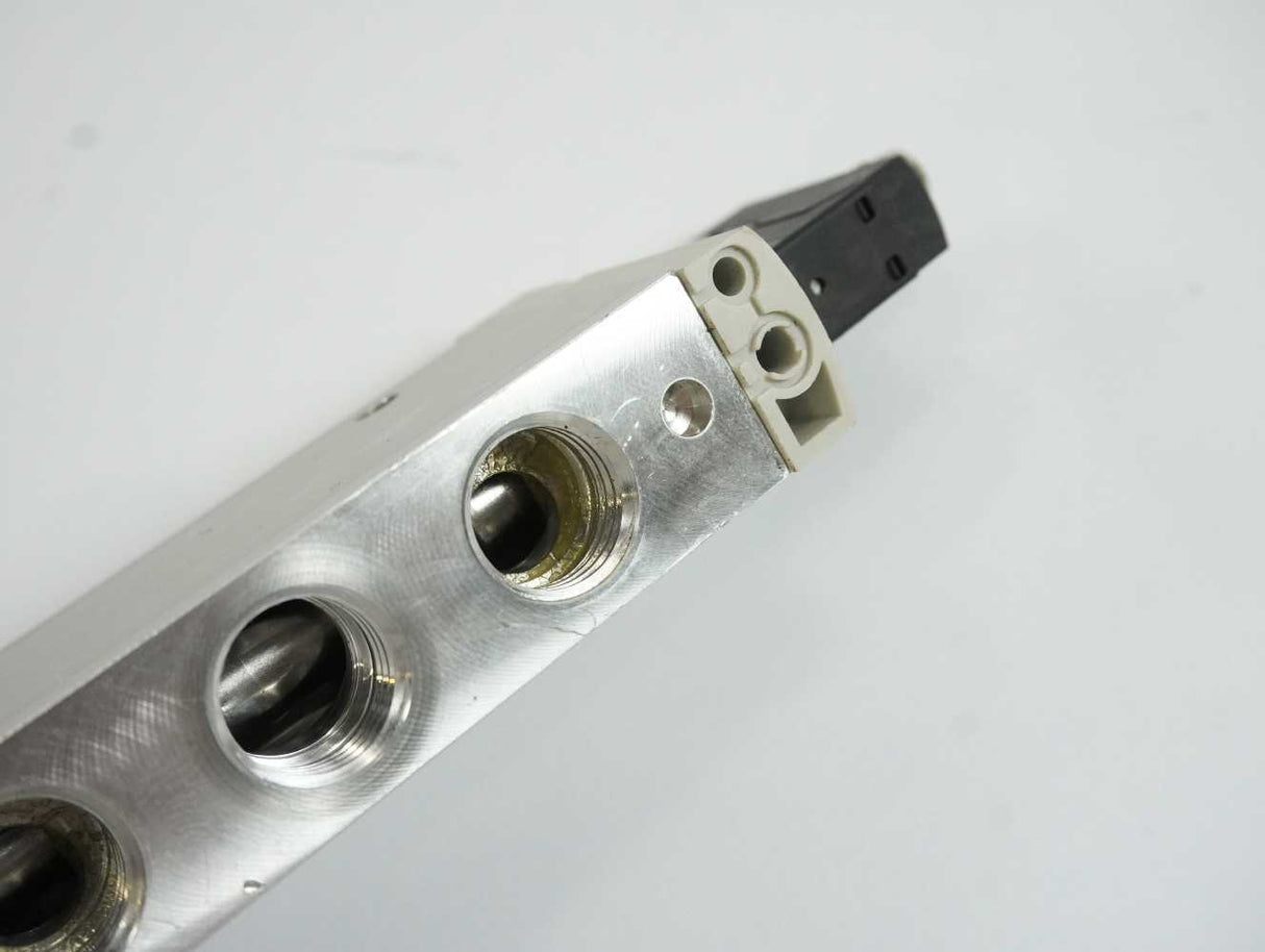 Festo 574428 VUVG-L18-M52-MT-G14-1P3 Solenoid Valve 5/2-way