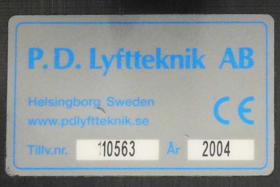 P.D. Lyftteknik AB 110563 Vacuum Gripper Assembly with Pneumatic Cylinder